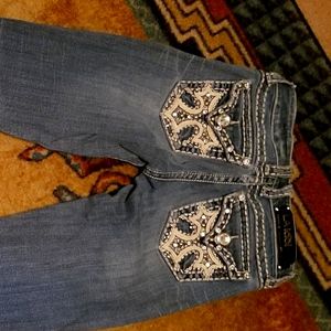 L.A. idol embellished Jean's size 1
